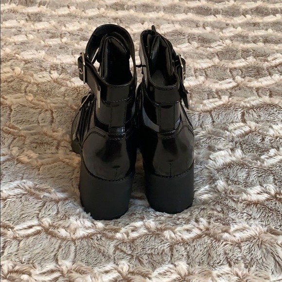 NIB Boohoo Heeled Combat Boots - Picture 4 of 7